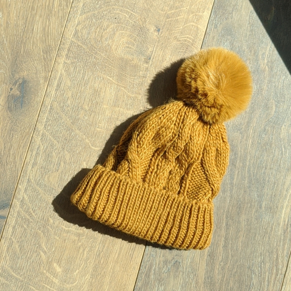Hat - Picture 3 of 3